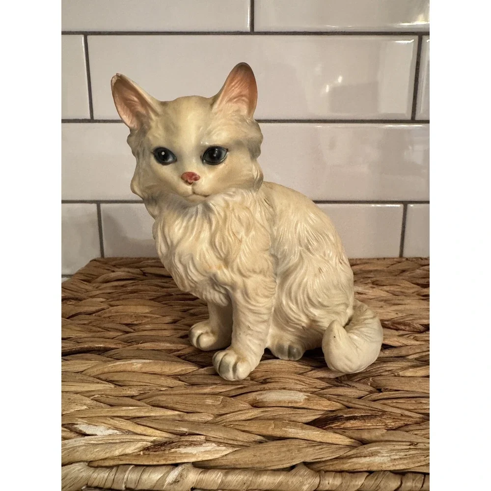 VINTAGE LEFTON ‎ Persian Cat Ceramic Figurine 5.5